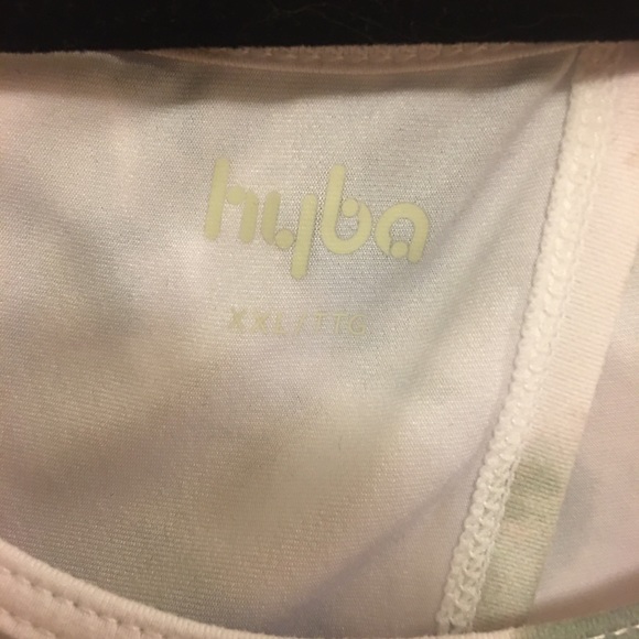 Hyba athletic wear shirt with a tie back - Picture 4 of 5
